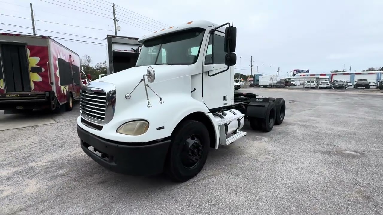 2005 Freightliner Columbia crank and run