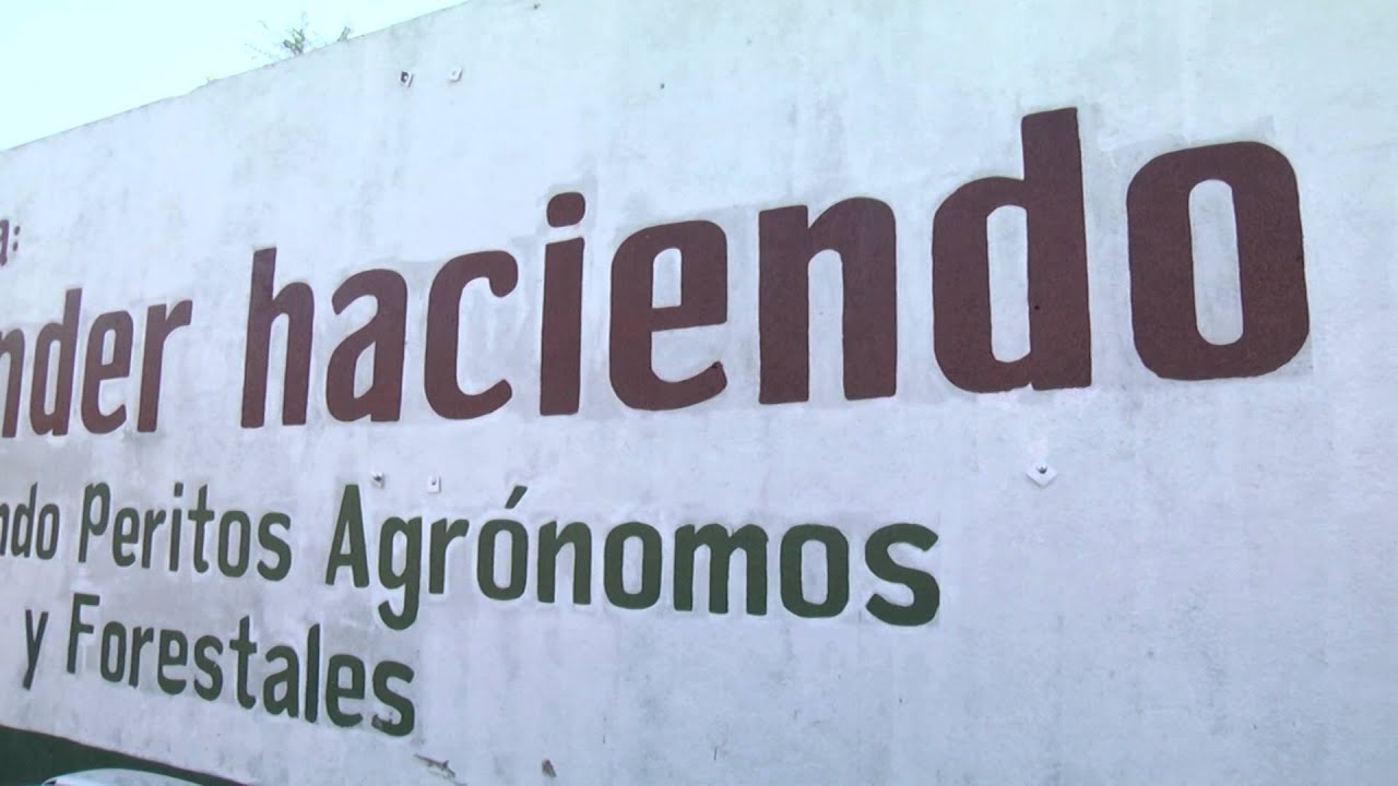 Estudiantes del ENCA  toman las instalaciones y piden presencia del MP y CICIG