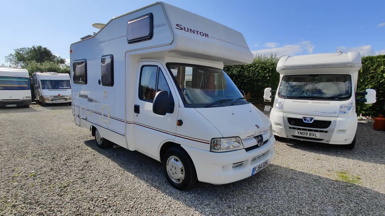 Elddis Suntor 200 - 4 Berth / 2 Belts with Rear Lounge