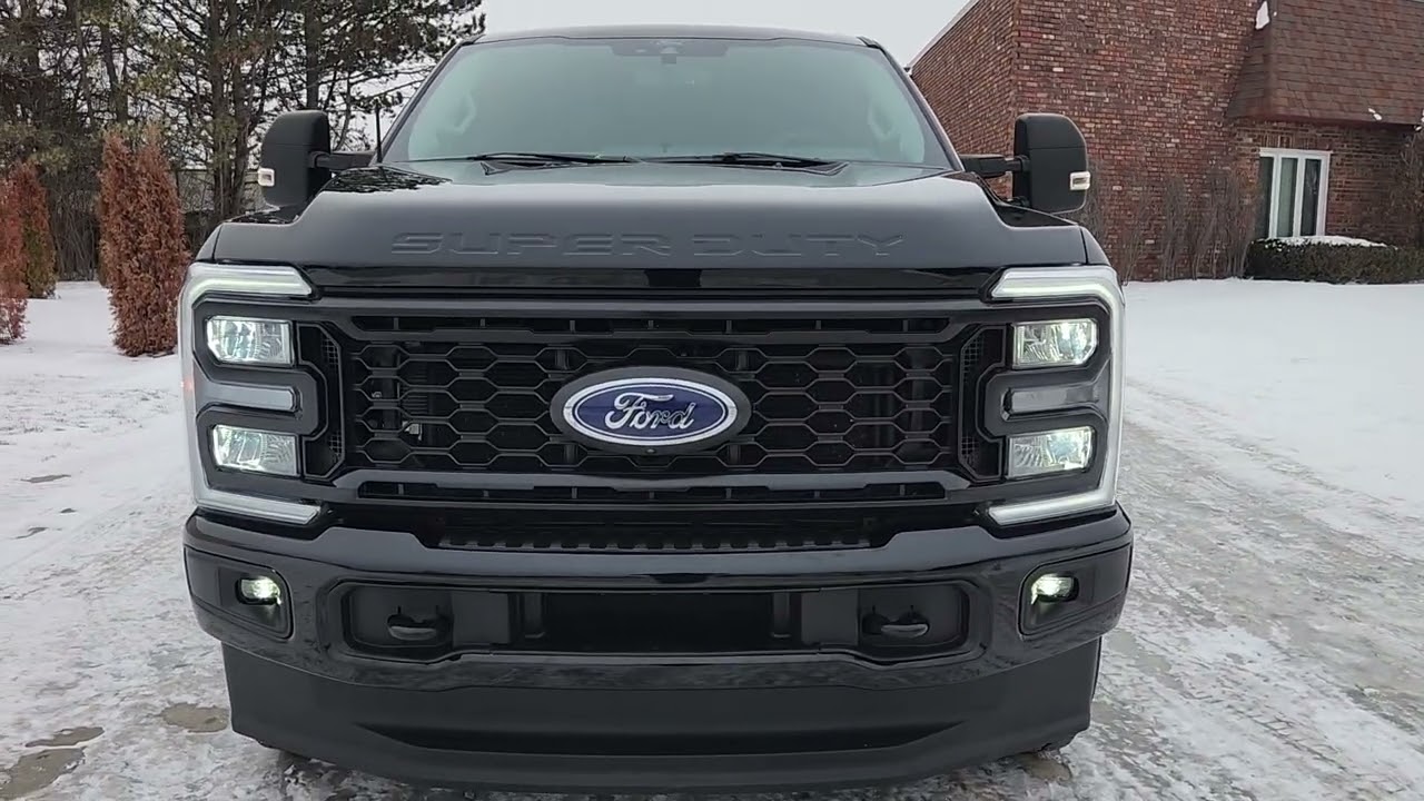 2024 Ford F-250 XLT Walk Around 