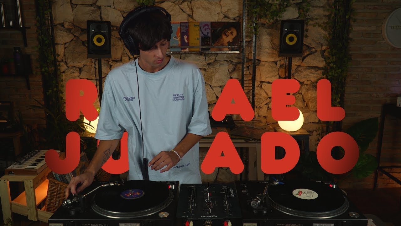 House, Minimal & Ambient Vinyl Mix | DJ Set | Malagala Session #6 - Rafael Jurado