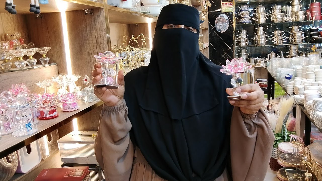 كلمتين بسبب 🤔 الزعل مع خالتى وجوله فى شربين واجمل مشتريات وياريت الحقيقة متزعل ⁉️ حد ماشى يا صفر🤪