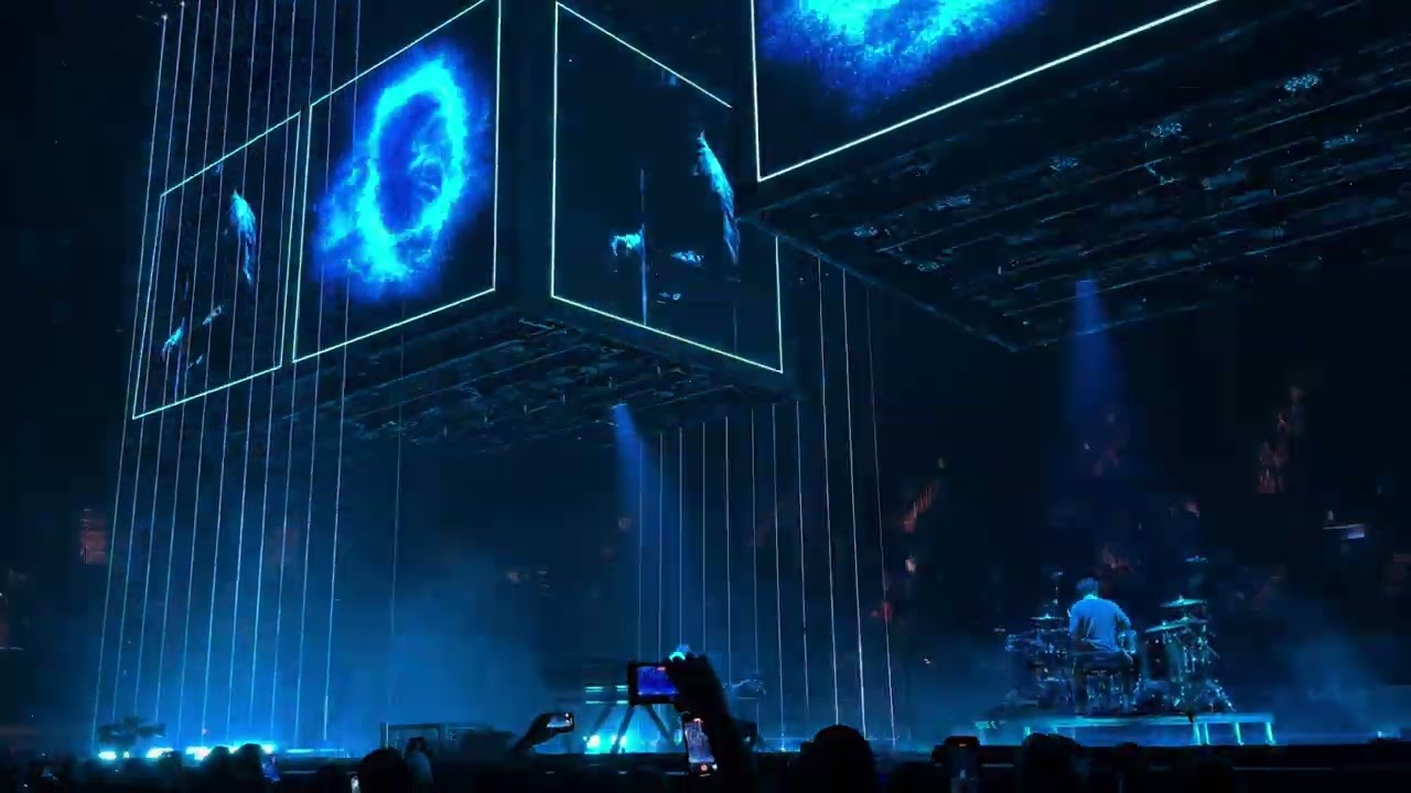 Joe Hahn and Collin Britain solo - Linkin Park Live From Zero World Tour Los Angeles