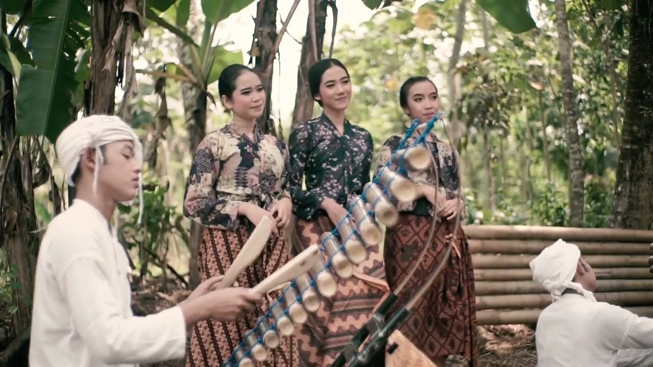 Uti-Uti Uri - Revitalisasi Susualan SMAN 2 Pandeglang