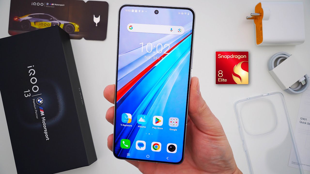 vivo iQOO 13 Unboxing, Hands-On & First Impressions! (Snapdragon 8 Elite)