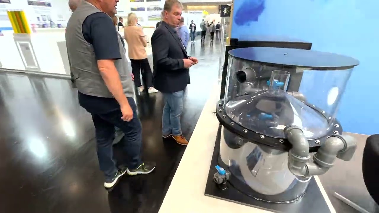 Interzoo | Sander zeigt Abschäumer und Filteranlage für 5000 Liter Meerwasseraquarium