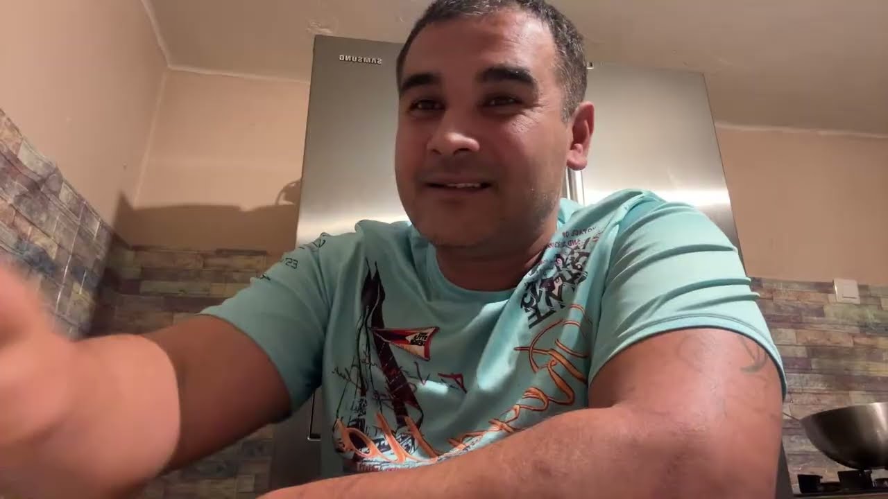 Csemer Zsolt( Jampi A Monika sobol ) élőben közvetít!