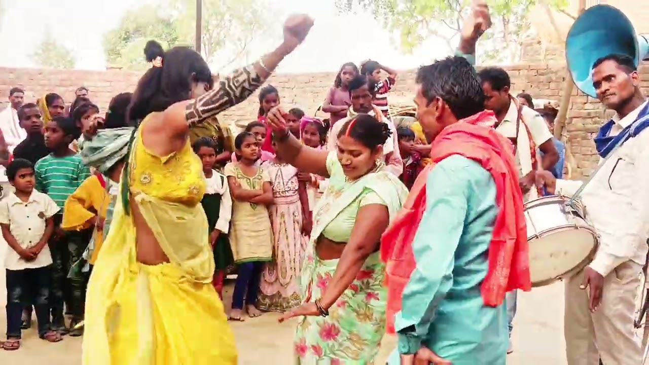#बैंड बजा || लेहलु  गोरी गगरी देहि में दिहालू गाने की धुन पर जोरदार डांस
