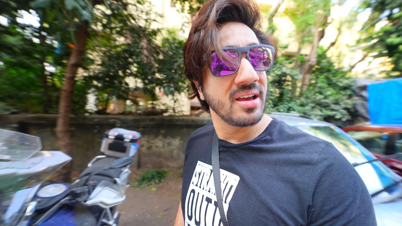 SUBAH SUBAH GALTI KARDI | ALMOST DROPPED MY BMW