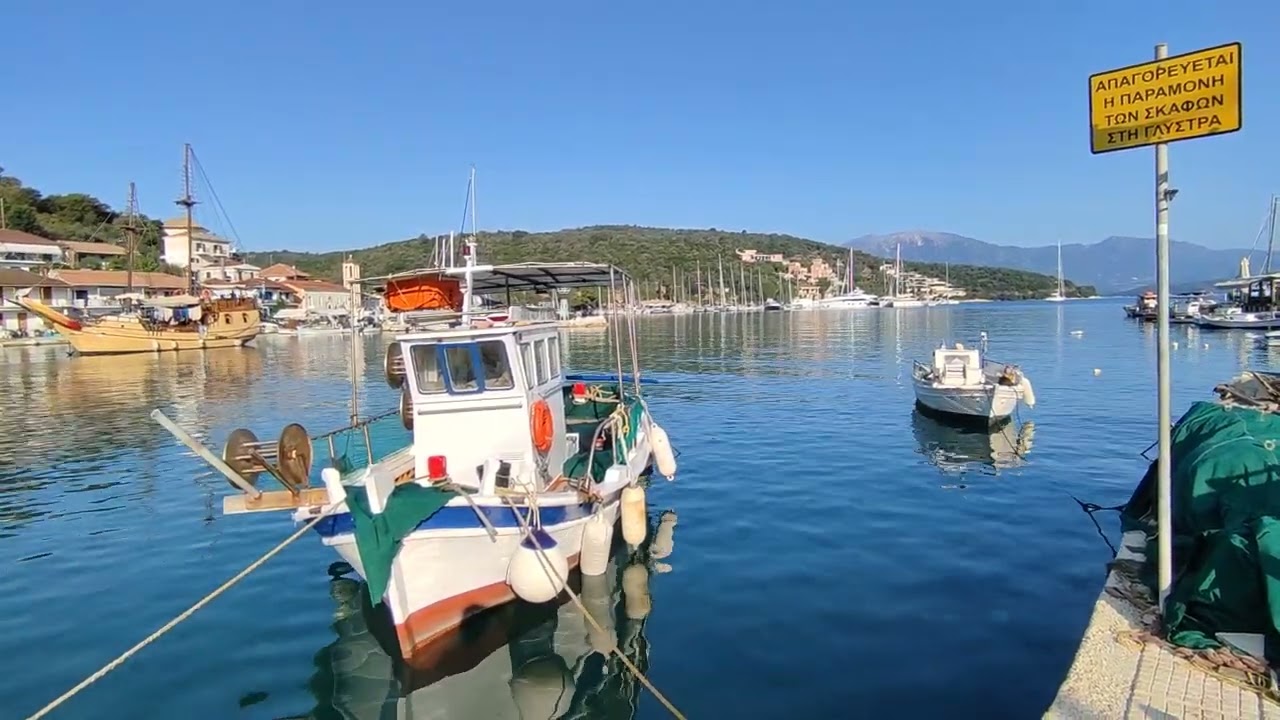 Meganisi Vathi port view - sailing guide