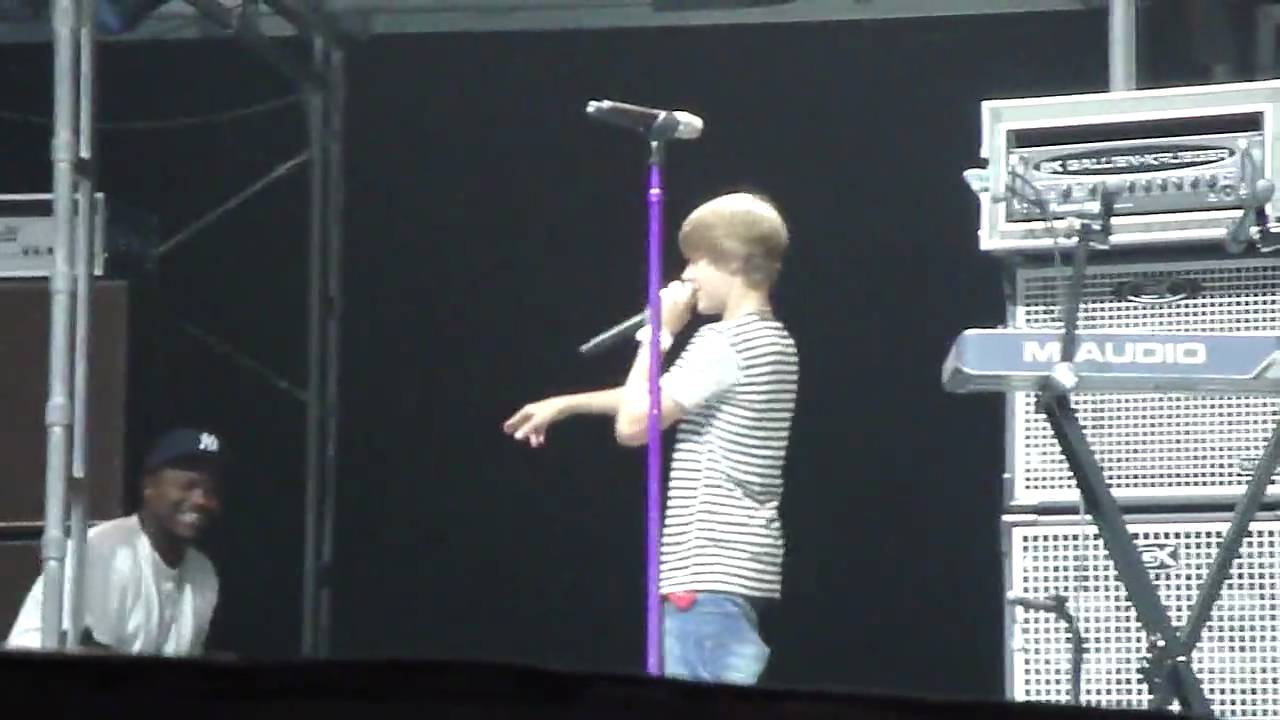 Justin Bieber Soundcheck 6/23/10 (front row)
