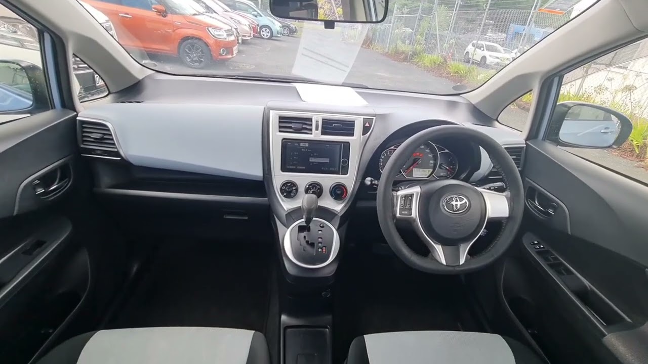 2013 Toyota Ractis L'epice 1.5L light blue 30k