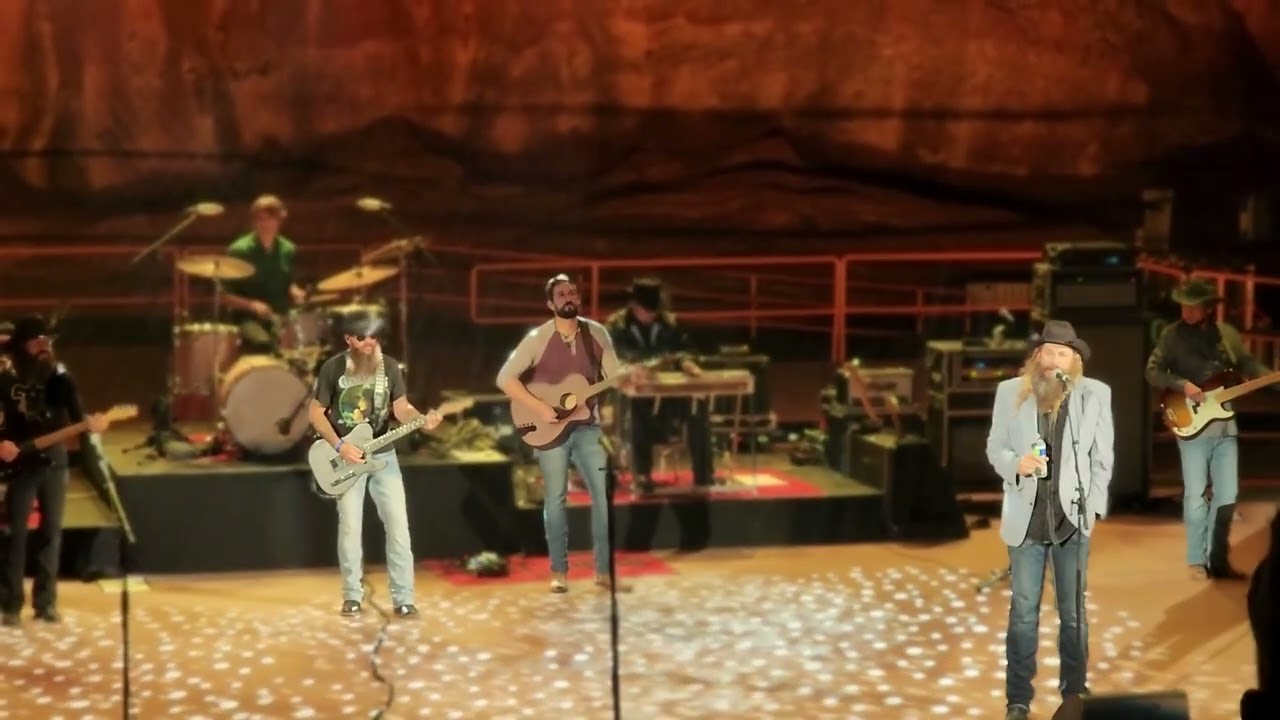Cody Jinks, Clint Black and Ward Davis  - Nothing's News (10/2/2022) Red Rocks