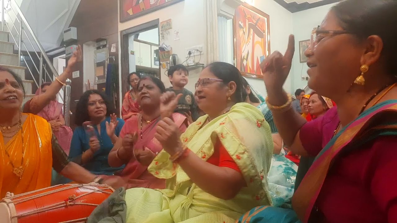 ले लो, ले लो, मां मेरी खबरिया माताजी का भजन 