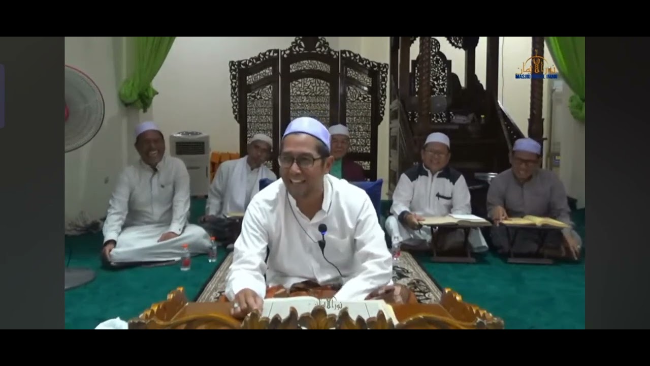 KH.Ahmad Rifani : cerita kepintaran dan kelucuan Guru Jahri