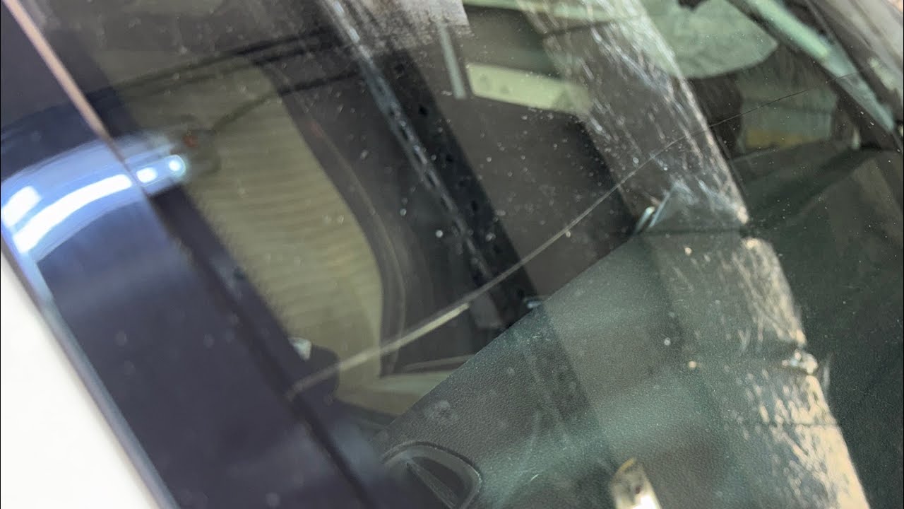 Hyundai Palisade трещина лобового…