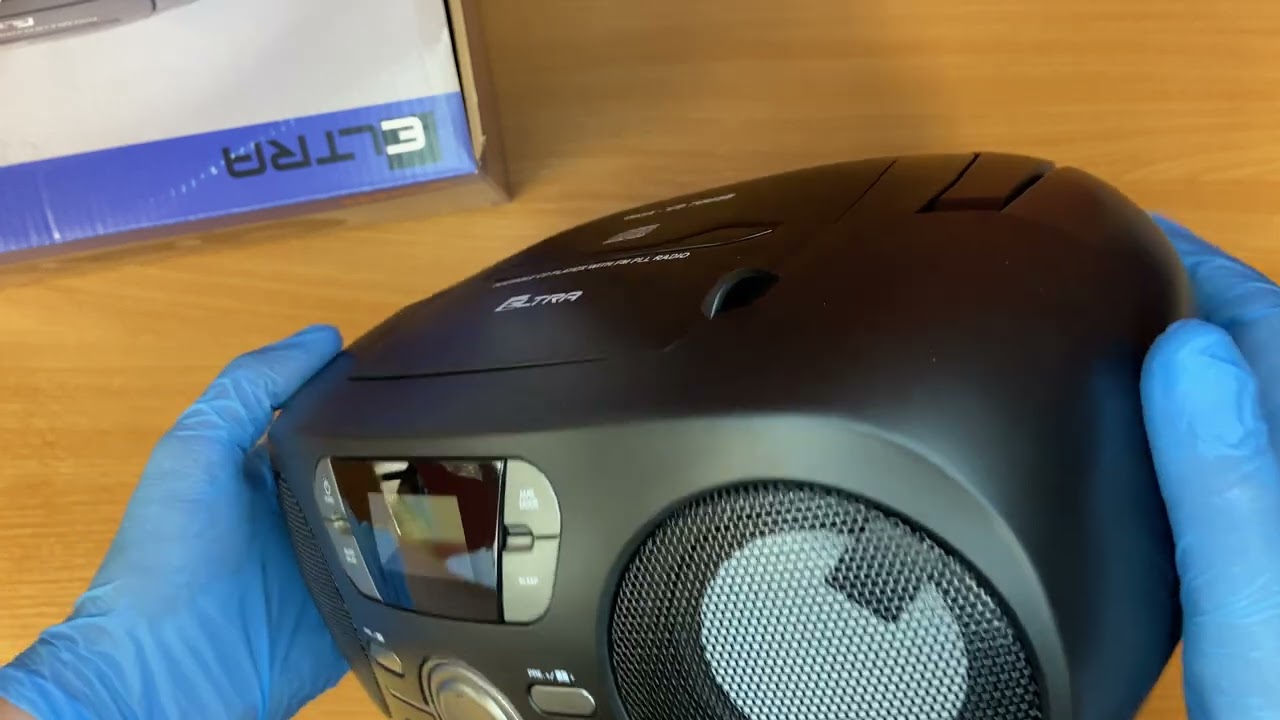 UNBOXING: Czarny Boombox ELTRA INGA - przenośny radioodtwarzacz CD/USB
