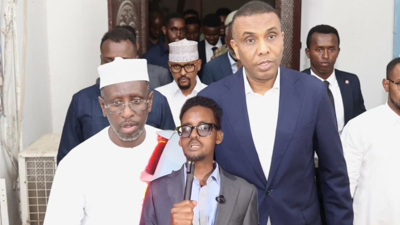 Maxeey ka wada hadleen RW Xamze iyo madaxdii hore ee Dalka.?