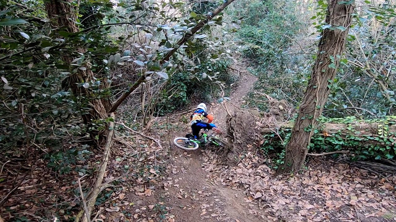 Enduro lory bart vs Alex 6 anni