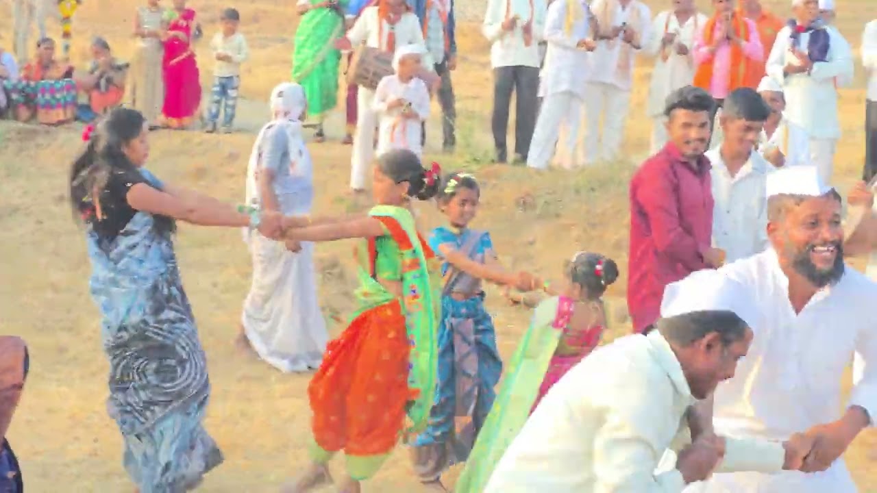 रामवाडी गावातील दिंडी फुगडी सोहळा.