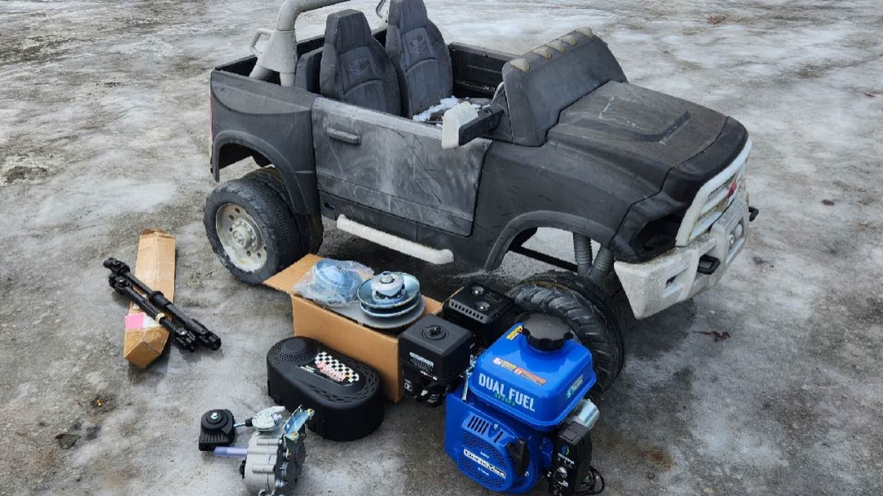 Duromax Dodge Gas Power Wheels