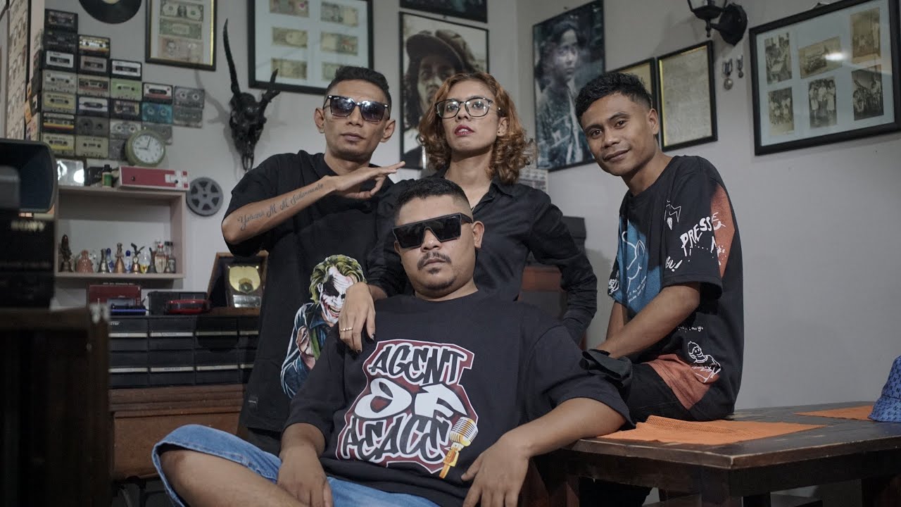 AOP FT IVANA - DEDEDEDE