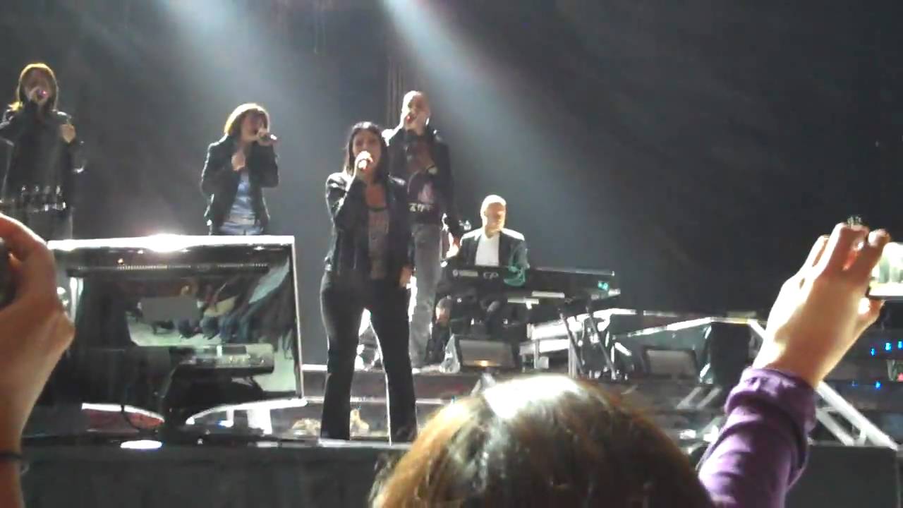 Laura Pausini - Se Fue @ Hard Rock Live Sound Check