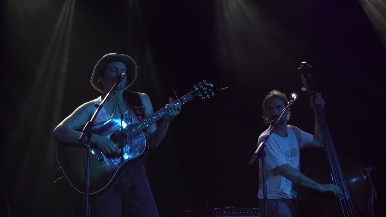 Big Thief - Born for Loving You + Masterpiece (live at La Riviera, Madrid, 28.04.2023)