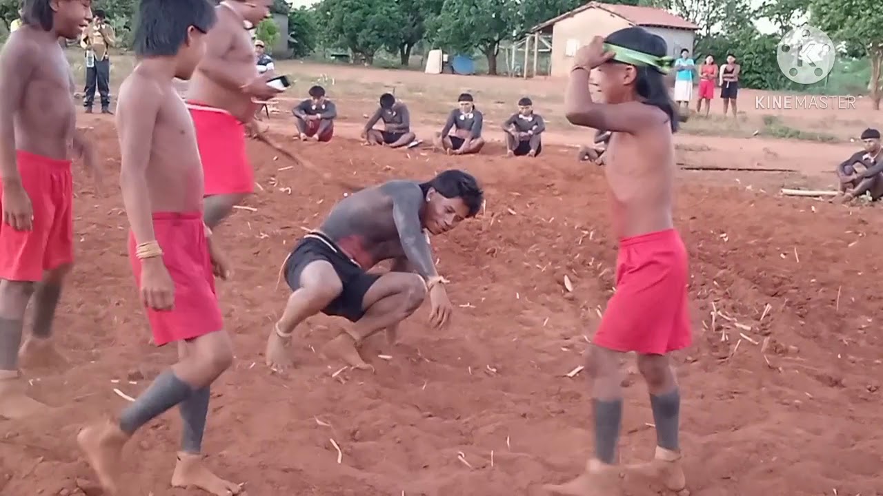 Luta corporal do povo a'uwê uptabi wa'i