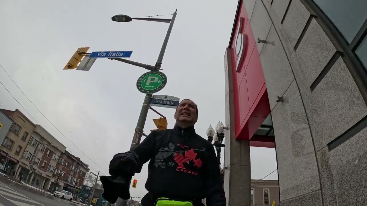 ST. CLAIR AVENUE WEST EN WEST TORONTO 🇨🇦  CANADÁ, A ENTRENAR [Febrero 22, 2026]