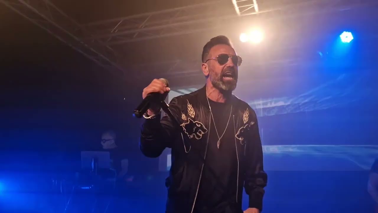 Obk - Tu sigue así ( Sala la rasa 64 Terrassa )