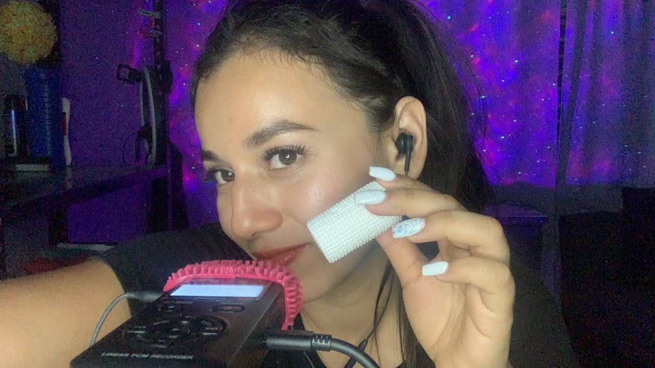 ASMR BINAURAL MOUTH SOUND