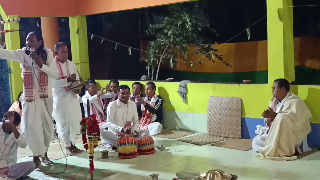 পানী অনা চলেৰে অ ৰাধে মাই সুন্দৰ দিহা নাম ভাগী সকলোৱে একেলগে শ্ৰৱণ কৰো আহক 🙏🏼🙏🏼🪔