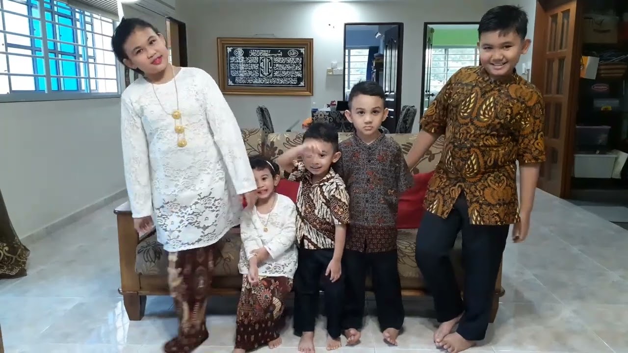 Selamat Hari Raya with kids