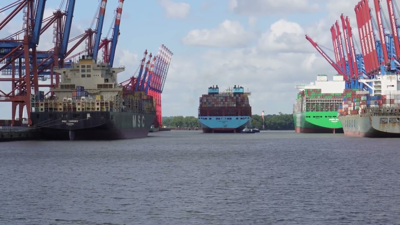 Контейнеровоз Marchen Maersk прибывает в Гамбург, Германия [1 ЧАС, 4K ВИДЕО]