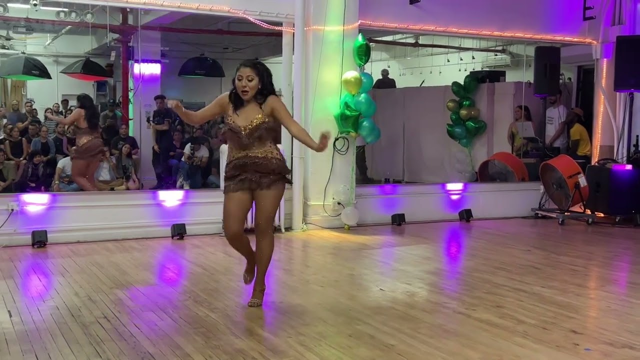 Nancy Bocanegra - Estoy Como Nunca Salsa solo