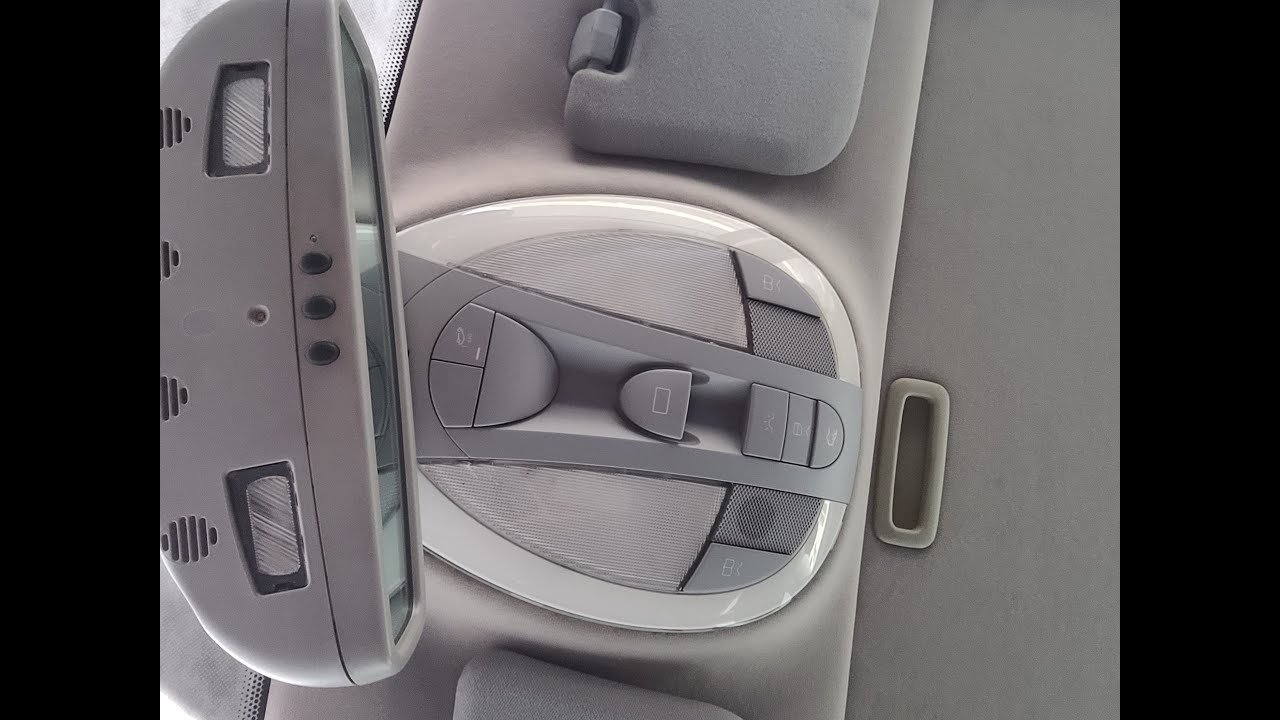 The ceiling light  W211 wasn't working, I fixed it, you can do it too. Easy removal and instal