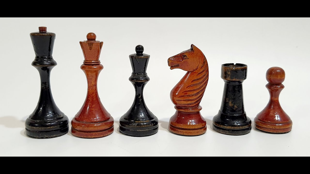 Antique tournament set from the 1930s of the Soviet Union. Botvinnik Flor 