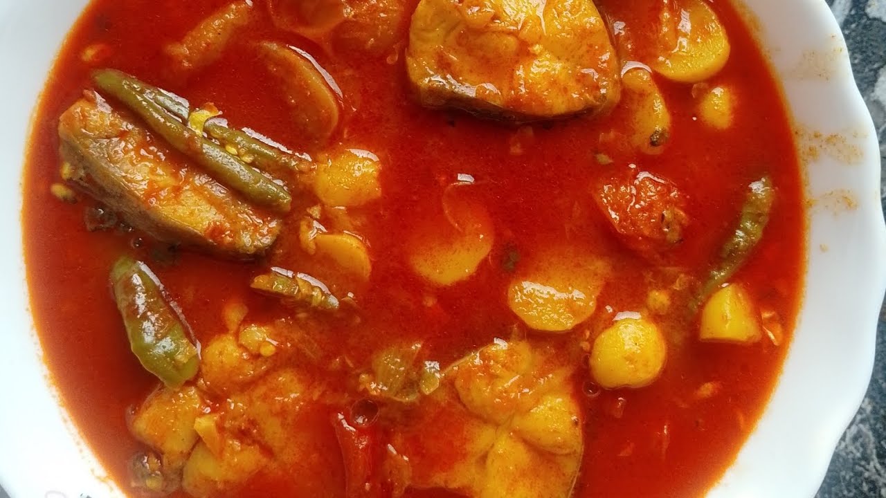 আলু টমেটো দিয়ে কারফিউ মাছের ঝোল রান্নার রেসিপি