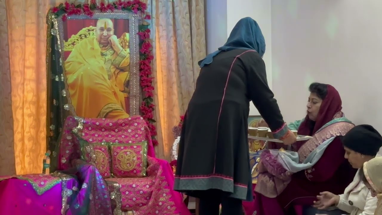 Guruji made possible . Crorepati,  wishes fulfilled at karunas house satsang. #shukranaguruji 
