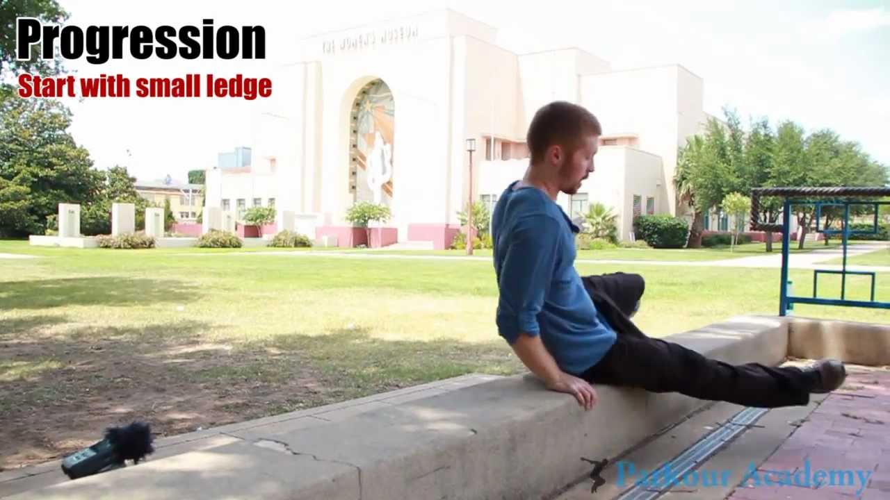 PARKOUR ACADEMY (FLOW TUTORIAL) Butt Spin/Italian Job