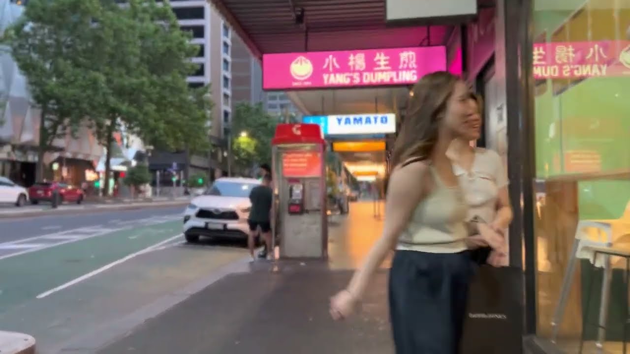 [4K] Melbourne walking tour along iconic Exhibition Street