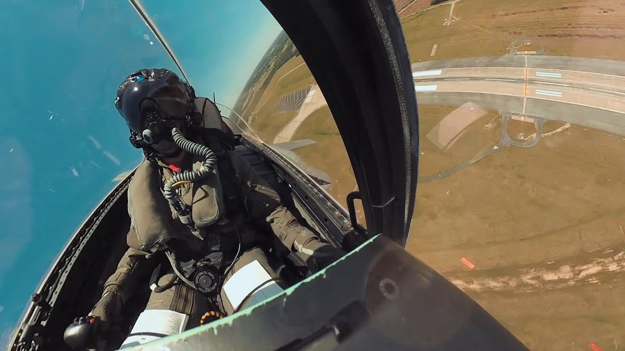 Вид из кабины пилота F-35 Lightning II | Опыт управления кабиной истребителя-невидимки