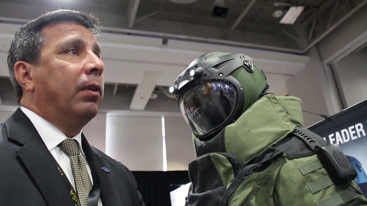 New bomb suit revealed at AUSA