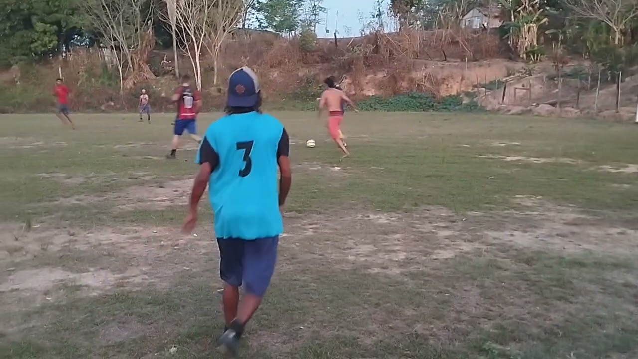O jogo no campo da Liberdade sa&iacute; fa&iacute;sca da canela o sistema &eacute; bruto