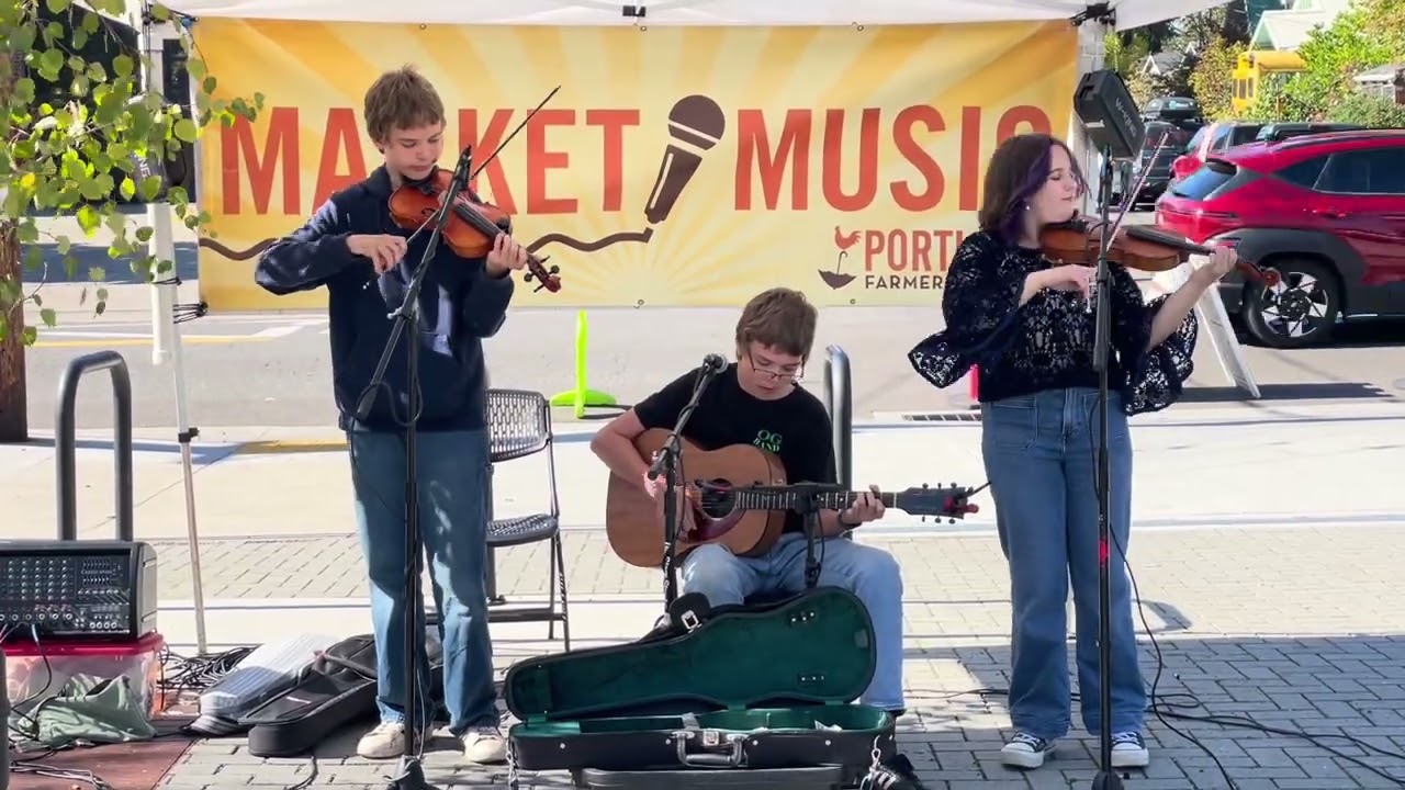 Music at the Lents Farmers Market