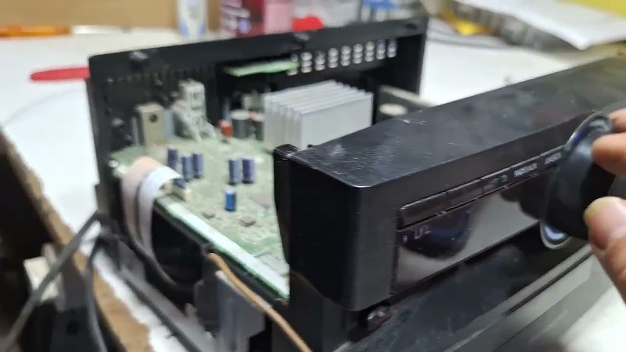 MINI SYSTEM PANASONIC SA AKX100 INOPERANTE ;