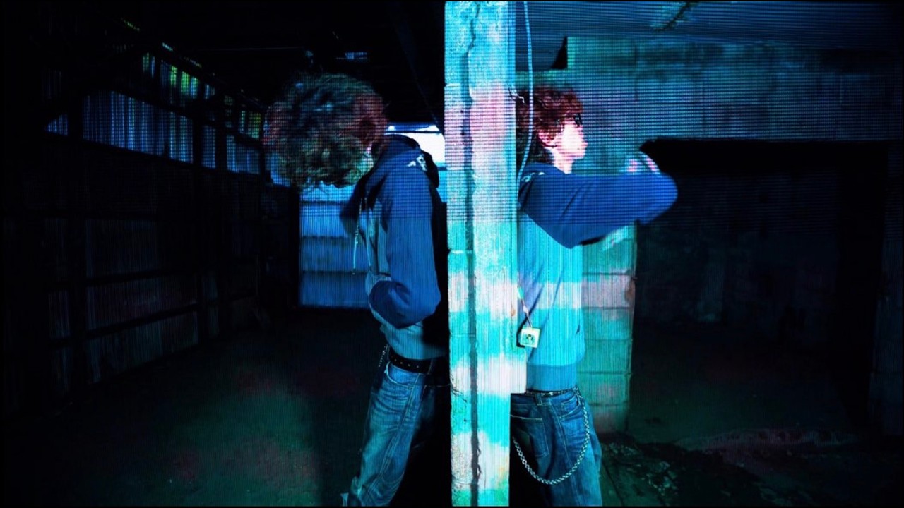 LAF - TRIPPIN feat. Sen (Official video)