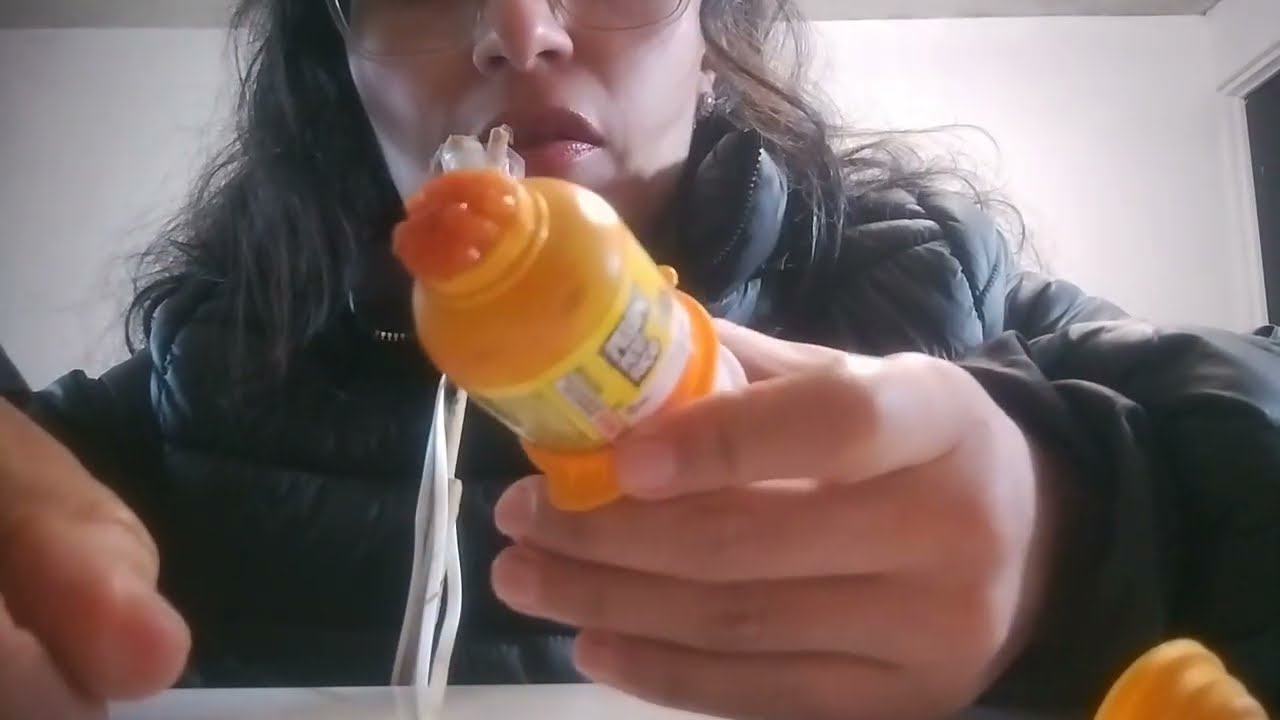 Comiendo pelón pelo rico de mango 🥭ASMR en español 