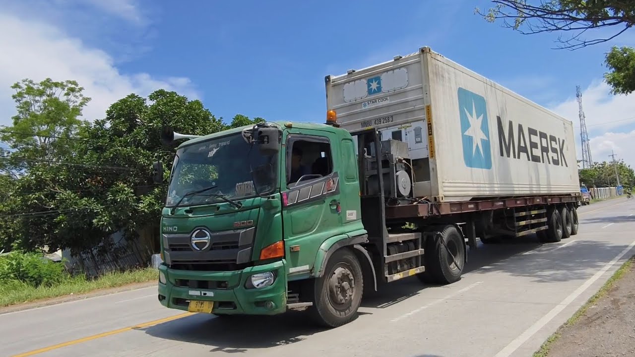 Truk Trailer UD Quester, Truk Kontainer Hino 500 MAERSK, Truk Trailer Hino Langkah Jaya Perkasa